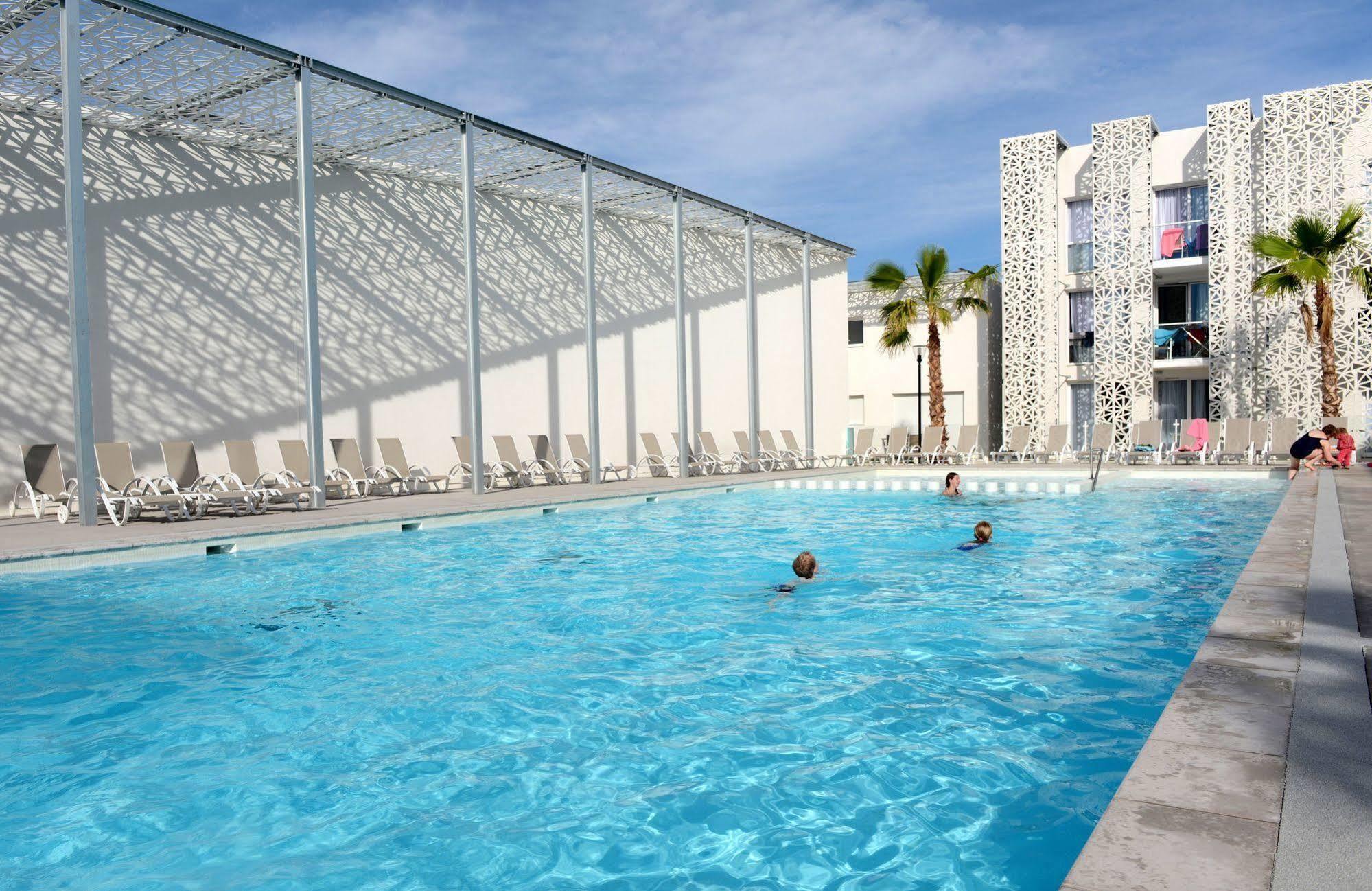Appart'Hotel Prestige Odalys Nakara Agde Exterior photo