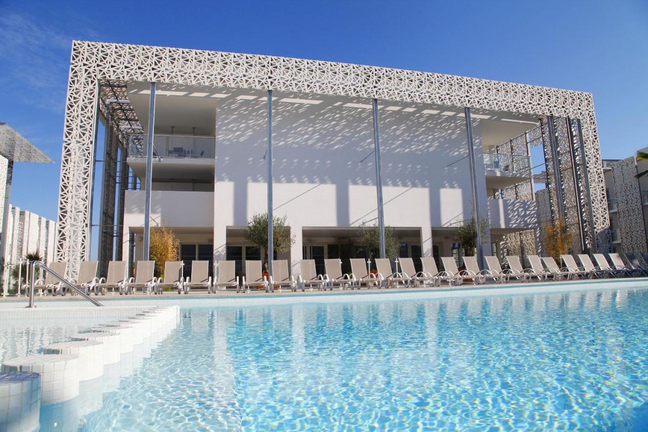 Appart'Hotel Prestige Odalys Nakara Agde Exterior photo